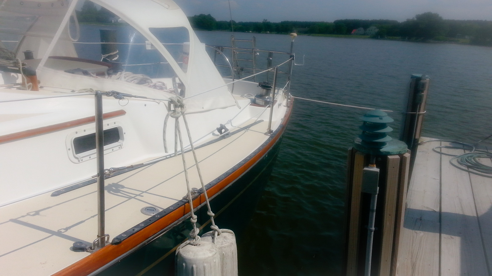 Marine Brightwork Service in Delaware and Maryland